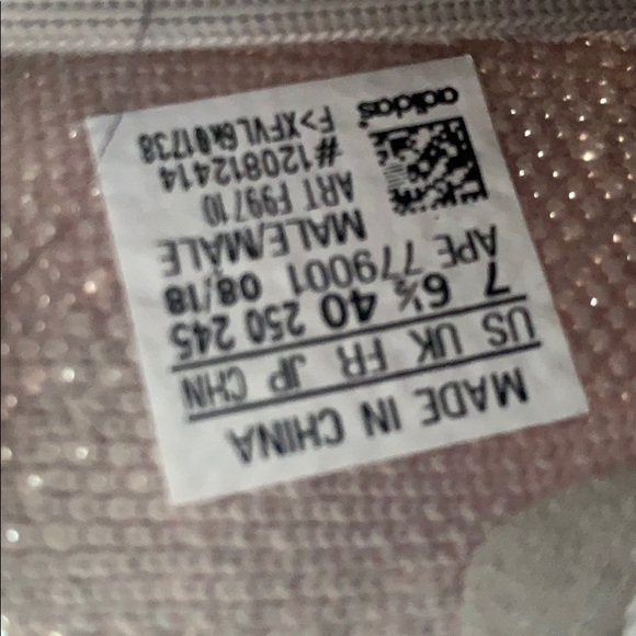 Yeezy Sesame Size 7 - Picture 9 of 9